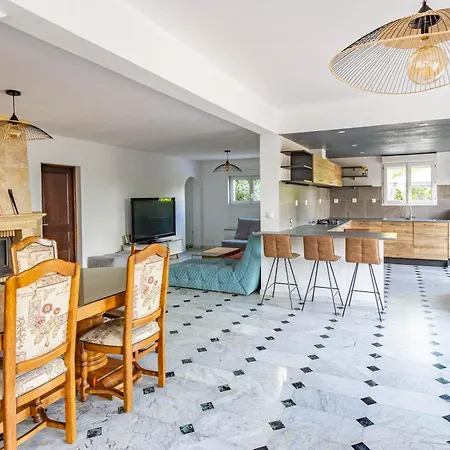別荘 Maison De Charme Pres De Saint-germain-en-laye, Barbecue Inclus *