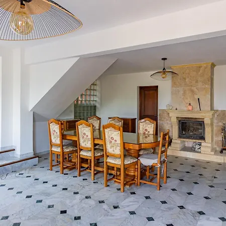Maison De Charme Pres De Saint-germain-en-laye, Barbecue Inclus Le Pecq