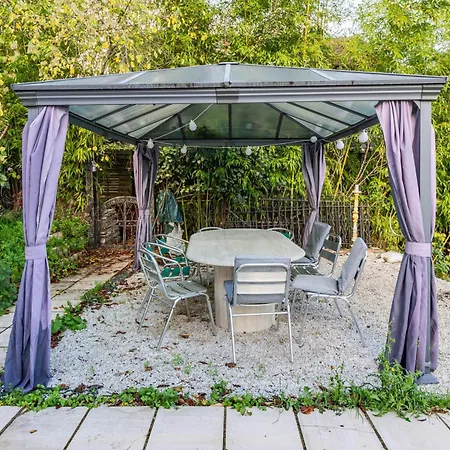 別荘 Maison De Charme Pres De Saint-germain-en-laye, Barbecue Inclus Le Pecq